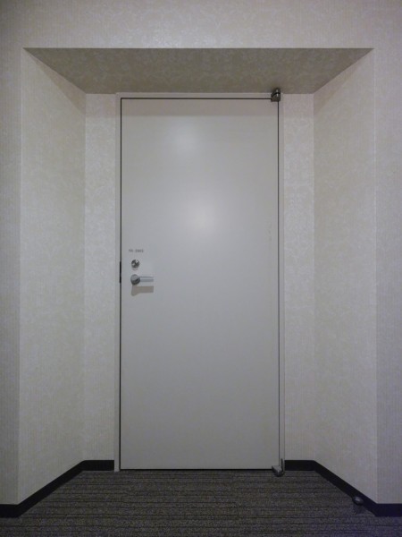 ◆トランクルーム◆施錠ができ、24時間自由に出し入れできてうれしい設備です。普段はあまり使わない荷物を収納すれば、家の中がスッキリ片付くので居室を広く使えます。（使用料：500円月）