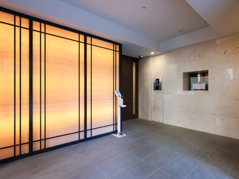 ◆オートロック◆居住者以外の侵入を拒み、不審者や不要なセールスを撃退することができます。安心感を得られるのも大きなポイントです。