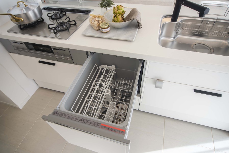 .◆食器洗い機◆家事の時間を短縮できる優れもの。さらに節水・節約を同時に行うことができるので、大変人気があり重宝します。