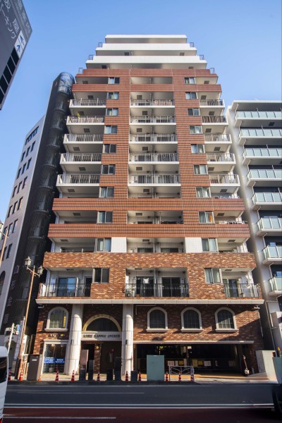 『伊勢佐木長者町』駅徒歩2分。3駅3路線利用可。周辺には商業施設も多く、利便性の良い立地です。