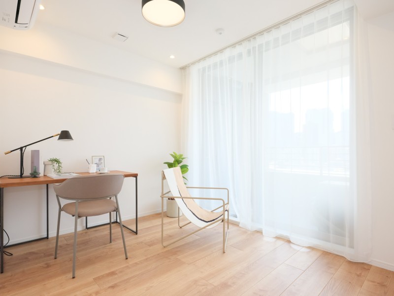 リビングからに隣接する洋室3はバルコニーに面した明るいお部屋です。