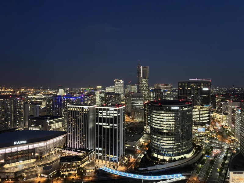 バルコニーからの夜景です。