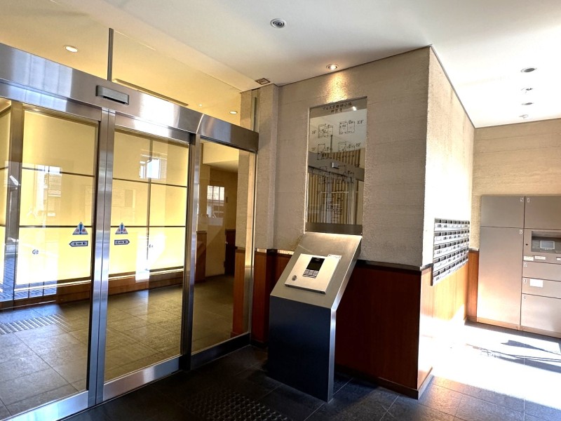 ペット飼育可（1住戸2匹まで）10階建て全37戸のマンションです。平成29年に大規模修繕工事実施済みで、管理体制も良好です。